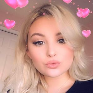 Meet your Posher, Corinne